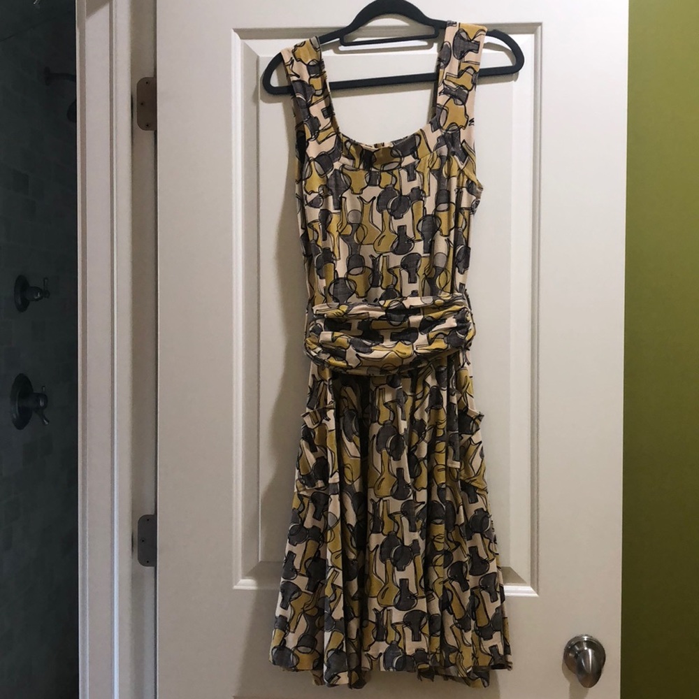 Dress with pockets!